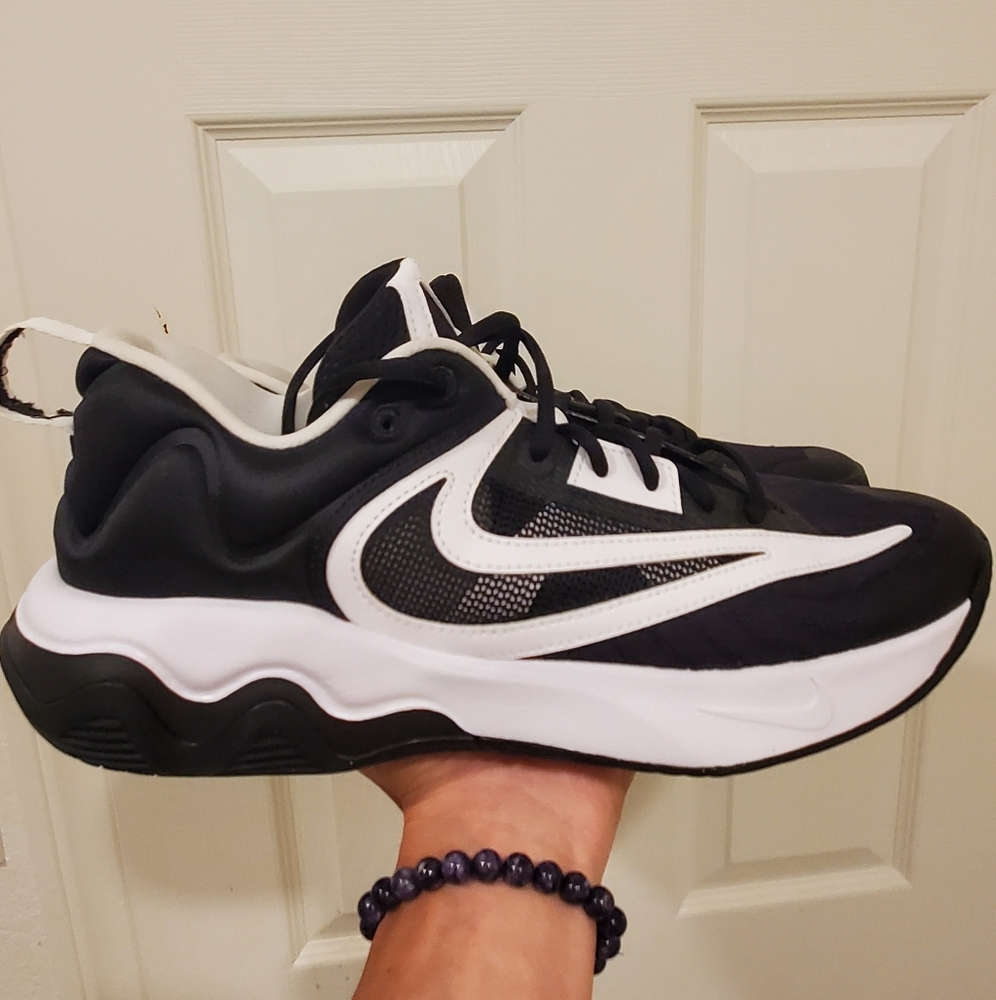 Men's Nike Giannis Immortality 3 Basketball Shoes